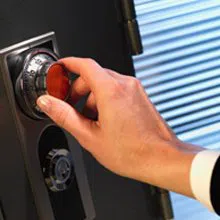 Advanced Locksmith Service Chicago, IL 312-288-7584 - sb-com-01